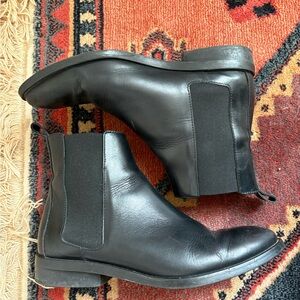 Everlane Black Leather Chelsea Ankle Boots